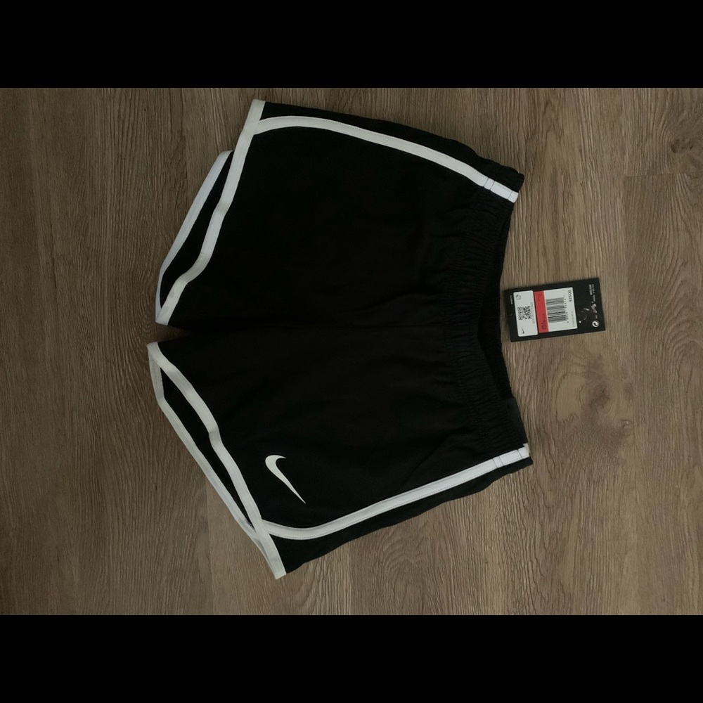 Nike Girls Shorts - NWT